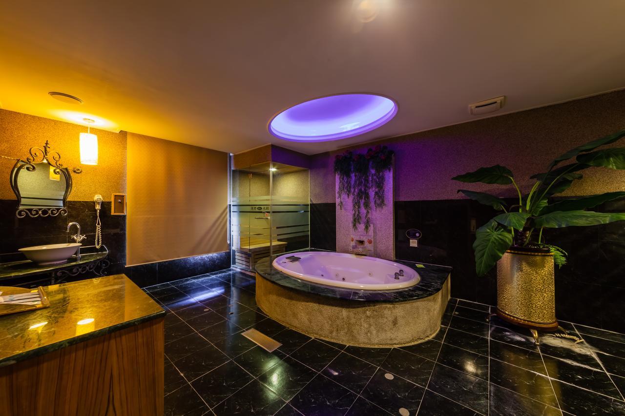 Lestar Motel Taoyuan Bagian luar foto